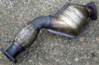 anti theft catalytic converter devices